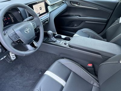 2026 Toyota Camry — photo 11 view