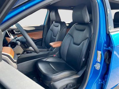2025 Jeep Compass — photo 19 view