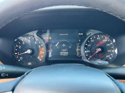 2025 Jeep Compass — photo 12 view