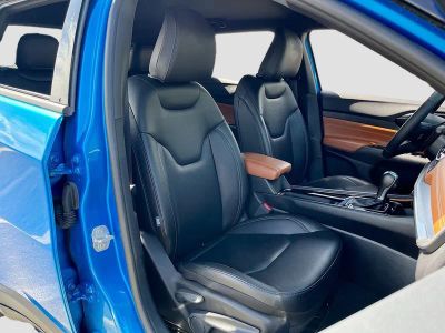 2025 Jeep Compass — photo 25 view
