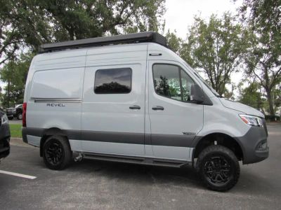 2025 Winnebago REVEL - Photo 23