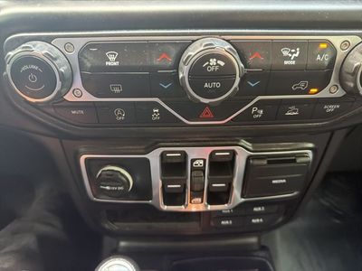 2021 Jeep Gladiator - Photo 35