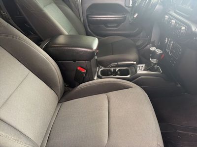 2021 Jeep Gladiator - Photo 30