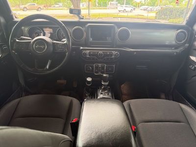 2021 Jeep Gladiator - Photo 23