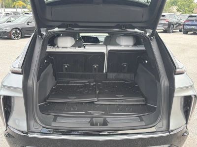 2024 Cadillac LYRIQ — photo 11 view