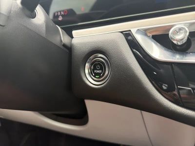 2024 Cadillac LYRIQ — photo 35 view