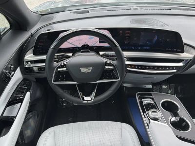2024 Cadillac LYRIQ — photo 14 view