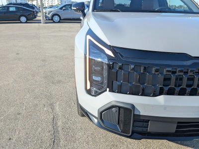 2026 Kia Sportage Plug-In Hybrid — photo 12 view