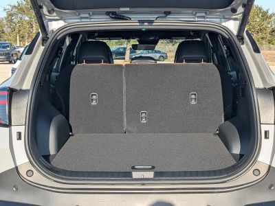 2026 Kia Sportage Plug-In Hybrid — photo 15 view