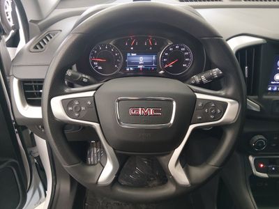 2024 GMC Terrain — photo 12 view