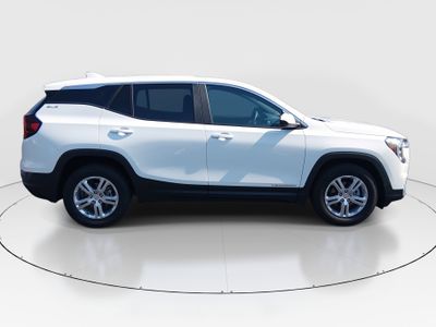 2024 GMC Terrain — photo 8 view