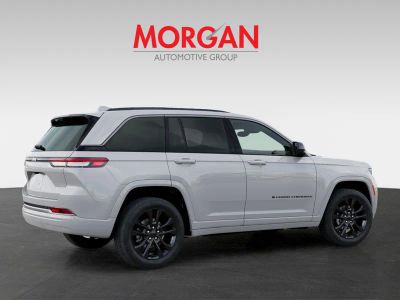 2026 Jeep Grand Cherokee — interior view