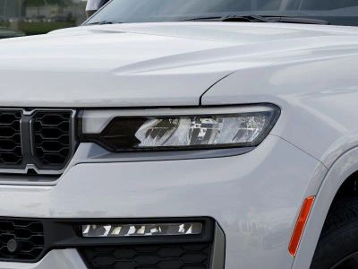 2026 Jeep Grand Cherokee — photo 10 view
