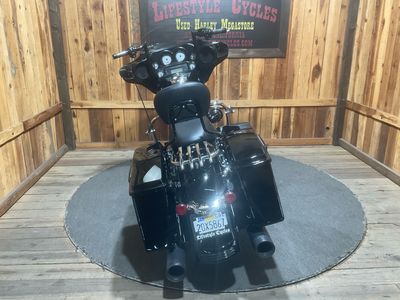 2012 Harley-Davidson Street Glide - Photo 2