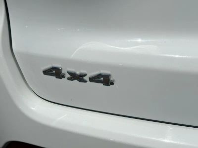 2023 Jeep Compass — photo 11 view