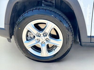 2023 Jeep Compass — photo 40 view