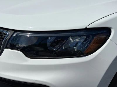 2023 Jeep Compass — photo 9 view