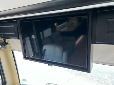 2025 Tiffin PHAETON — interior view
