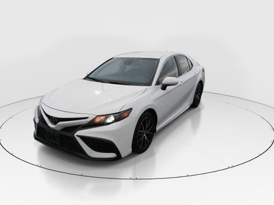 2023 Toyota Camry - Photo 3