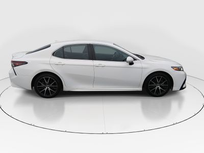 2023 Toyota Camry - Photo 8