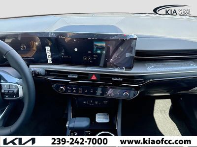 2026 Kia K5 — photo 17 view
