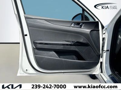 2026 Kia K5 — photo 19 view