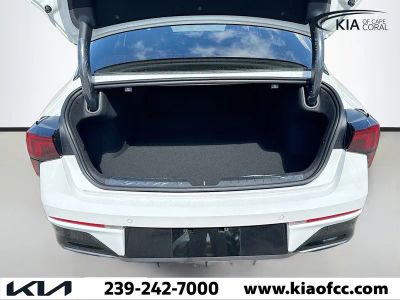 2026 Kia K5 — photo 11 view