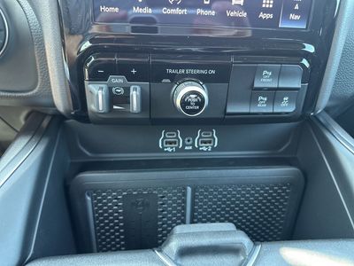 2026 RAM 1500 — photo 13 view
