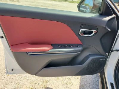 2025 Kia K4 — photo 14 view