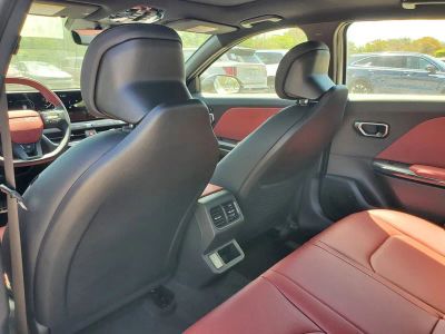 2025 Kia K4 — photo 9 view