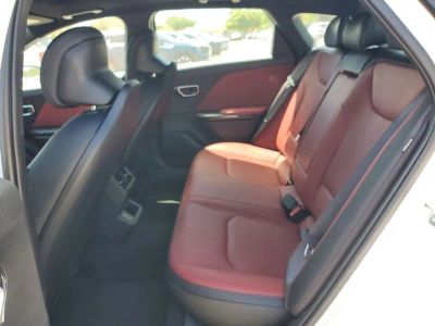 2025 Kia K4 — photo 8 view
