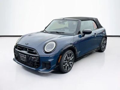 2026 MINI CONVERTIBLE ICONIC in Indigo Sunset Blue Metallic — front three-quarter view