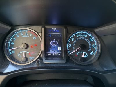 2019 Toyota Tacoma - Photo 18