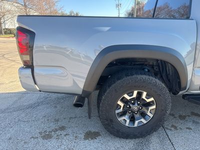 2019 Toyota Tacoma - Photo 6