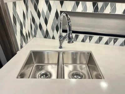 2021 Fleetwood DISCOVERY - Photo 10
