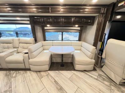 2021 Fleetwood DISCOVERY - Photo 15