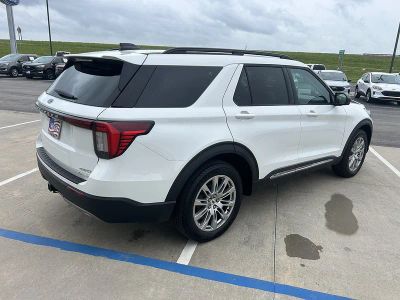 2025 Ford Explorer — interior view