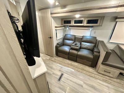 2022 Rockwood Ultra Lite - Photo 6