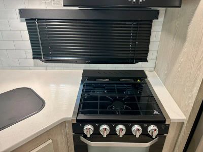 2022 Rockwood Ultra Lite - Photo 13