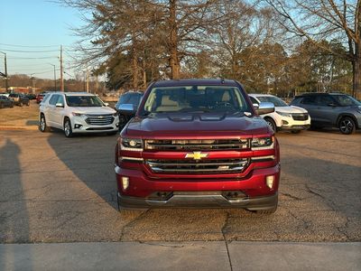 2017 Chevrolet Silverado 1500 - Photo 2
