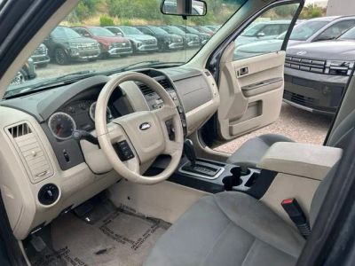 2008 Ford Escape — detail view