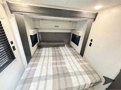 2022 Forest River RV Salem - Photo 13