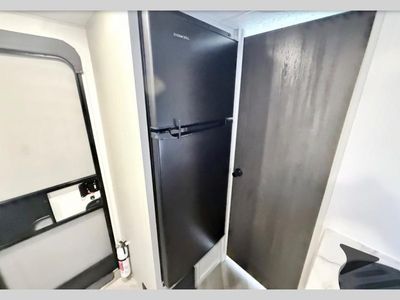2022 Forest River RV Salem - Photo 8