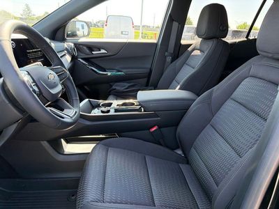 2026 Chevrolet Equinox — photo 17 view