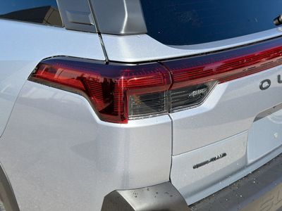 2026 Subaru Outback — photo 10 view