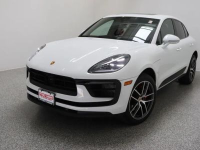 2023 Porsche Macan AWD - Photo 2