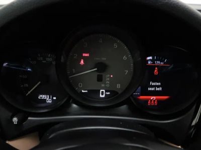2023 Porsche Macan AWD - Photo 42