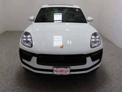 2023 Porsche Macan AWD - Photo 3