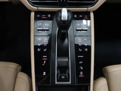 2023 Porsche Macan AWD - Photo 20