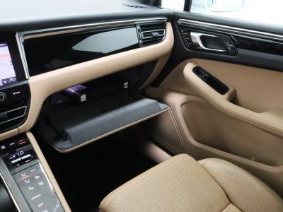 2023 Porsche Macan AWD - Photo 24
